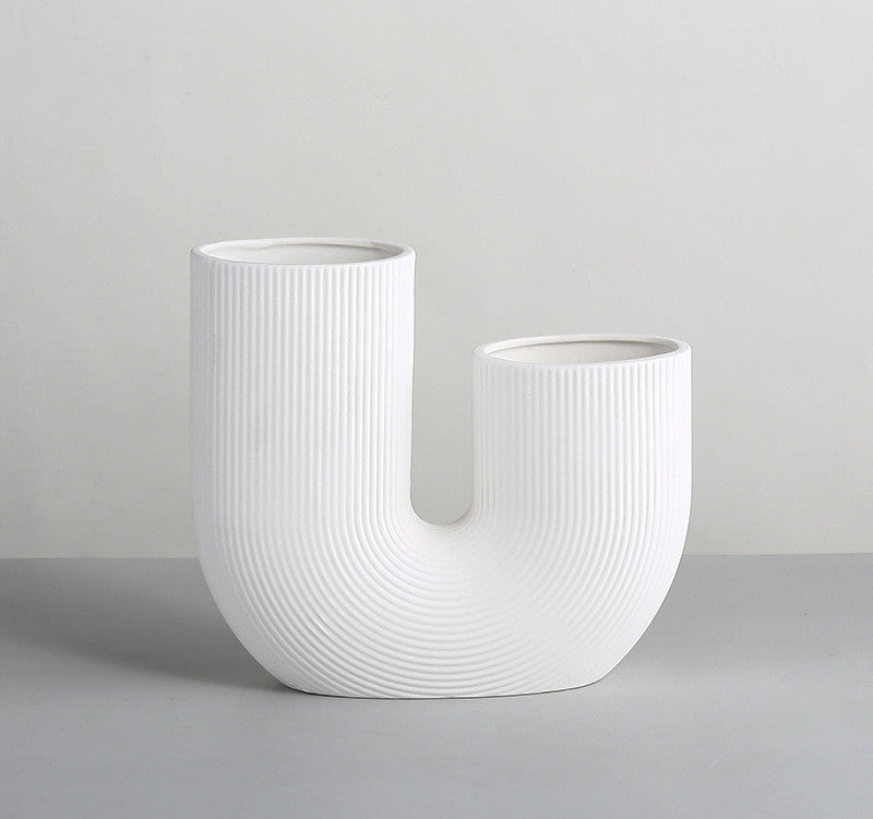 DIY: Einen minimalistischen Kerzenhalter selbst gestalten