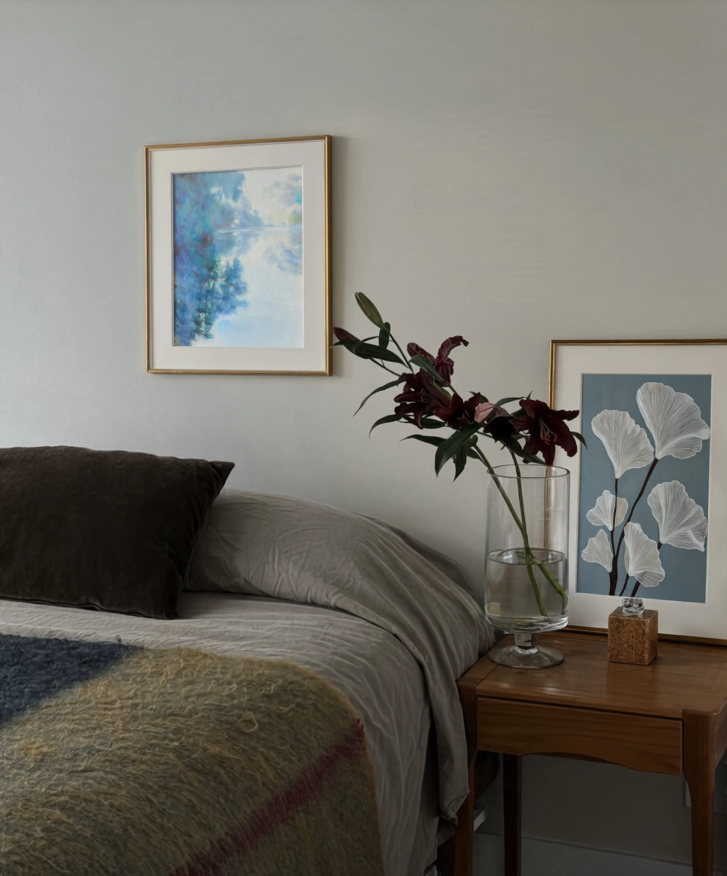 Set of 2 Wall Art Prints | Blue Ginkgo Leaves & Claude Monet Matinée sur la Seine