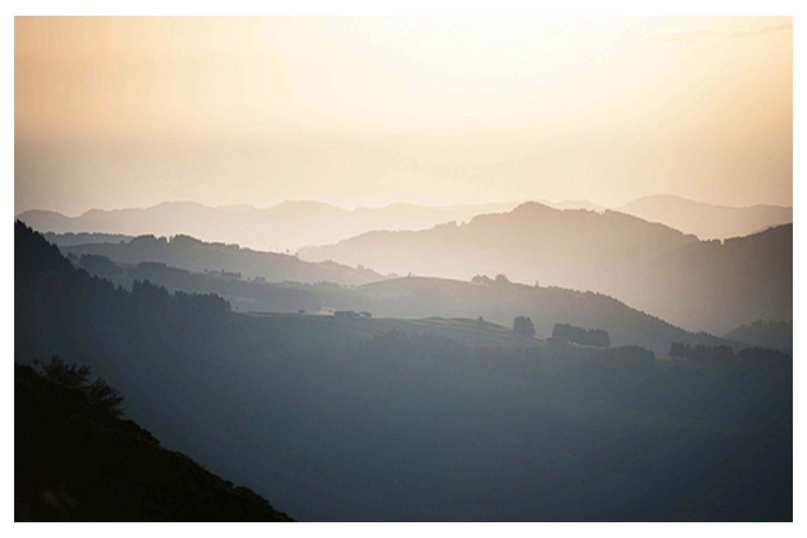 Crisp White Sun Poster - Hakyarts