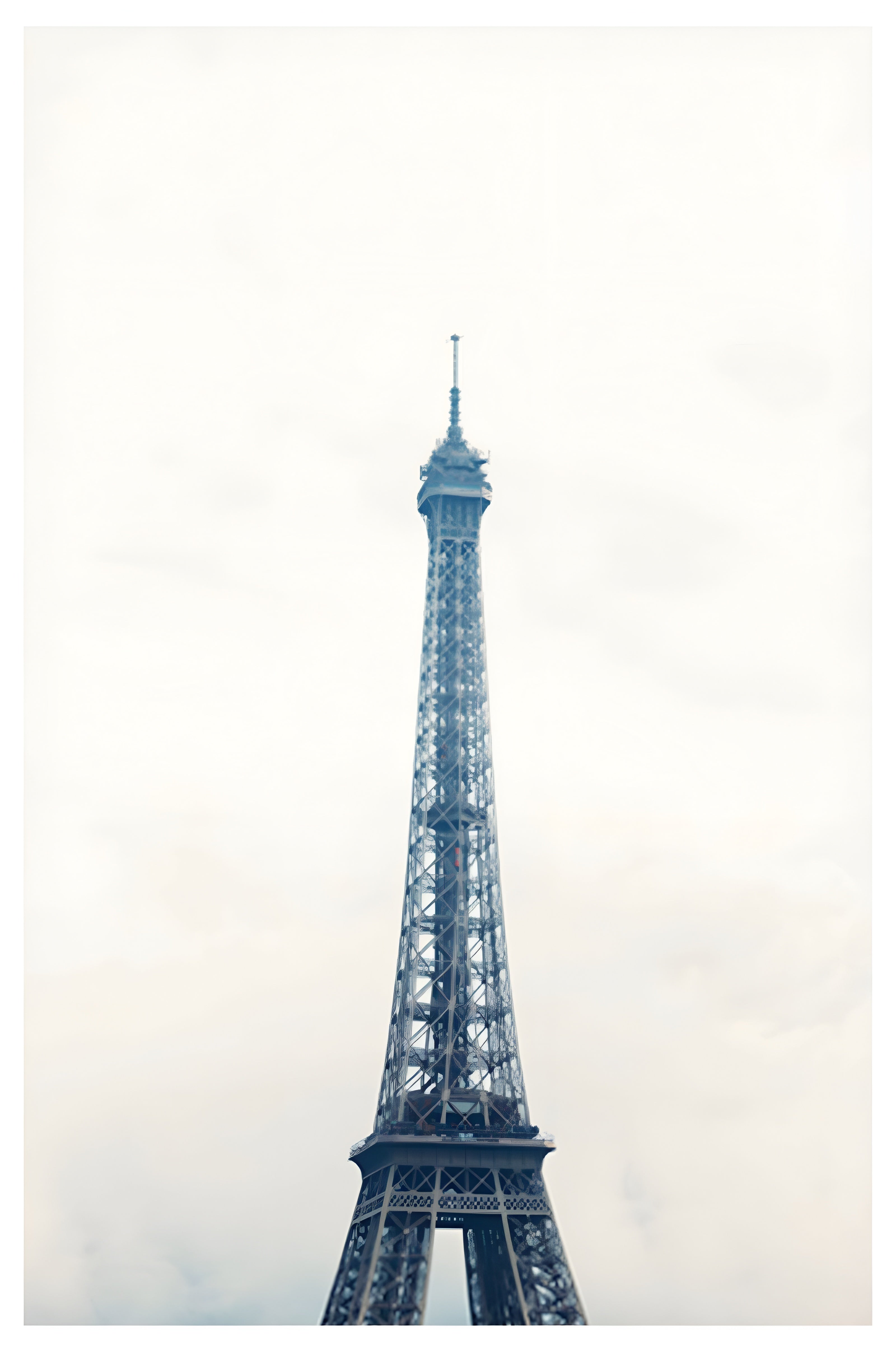 Eiffel Tower No1 Poster - Hakyarts