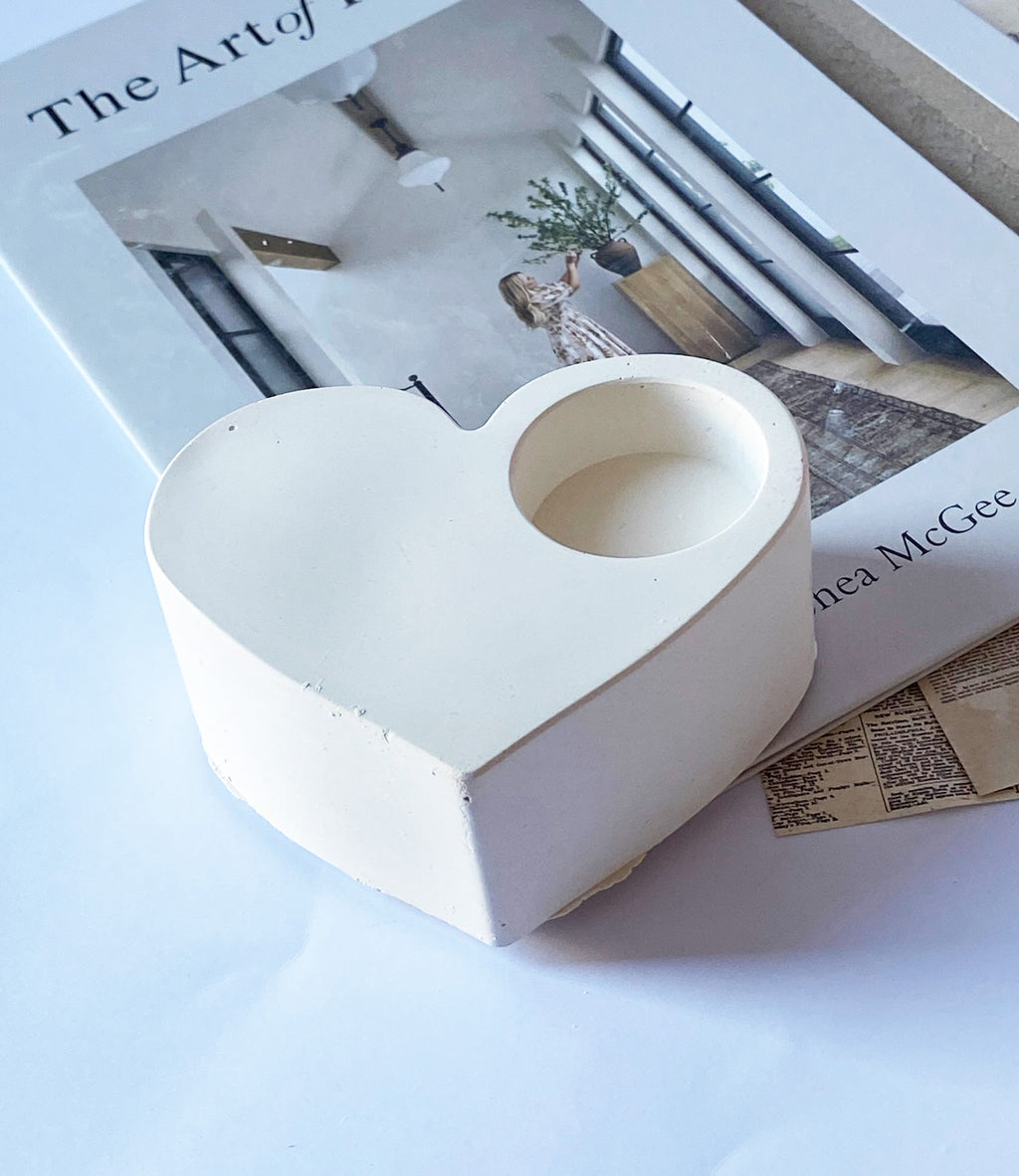 Minimalist Heart Shaped Plaster Candle Holder – White Cream Handmade Home Decor