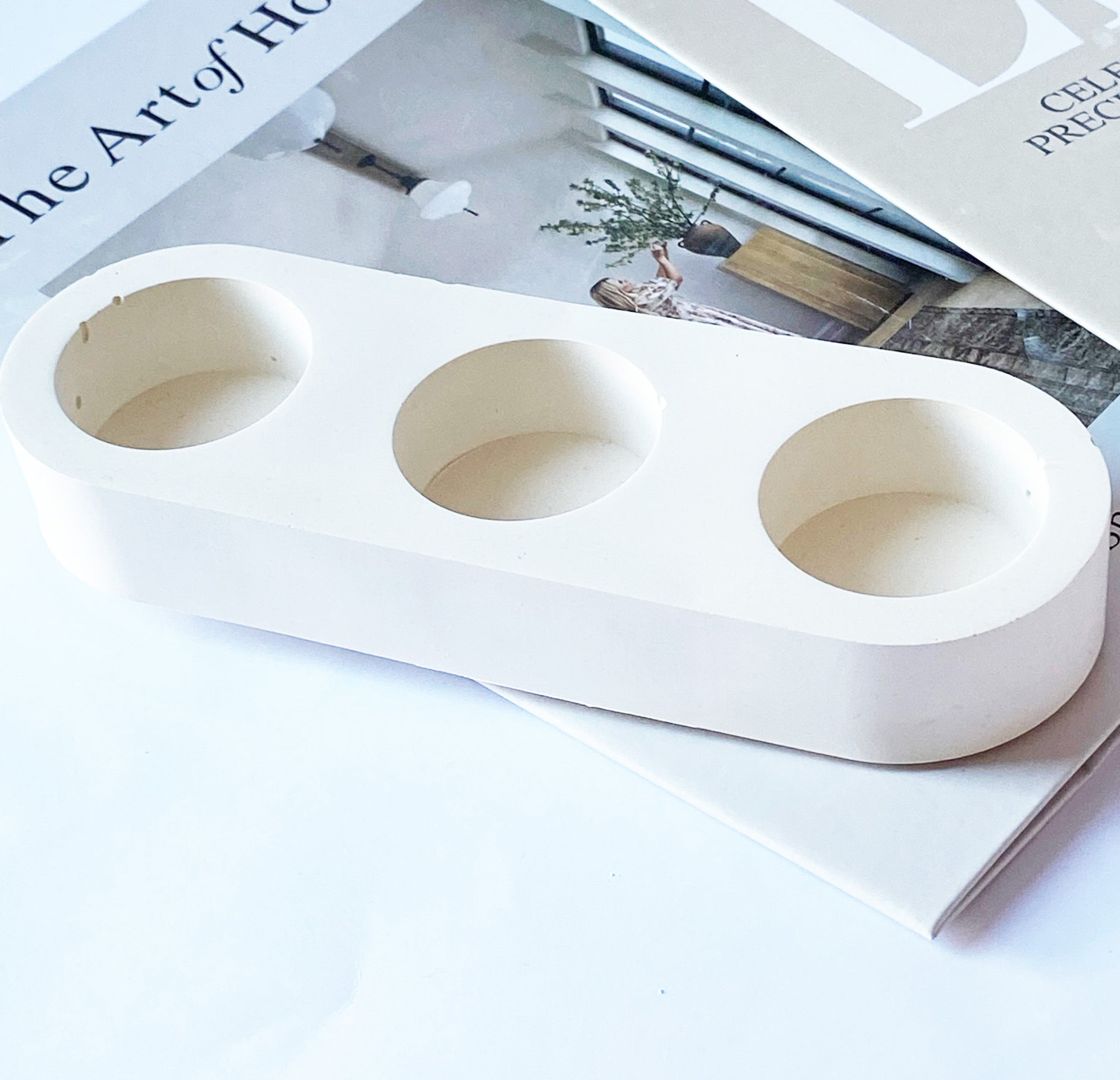 Minimalist Triple Tealight Candle Holder – White Cream Plaster Home Decor
