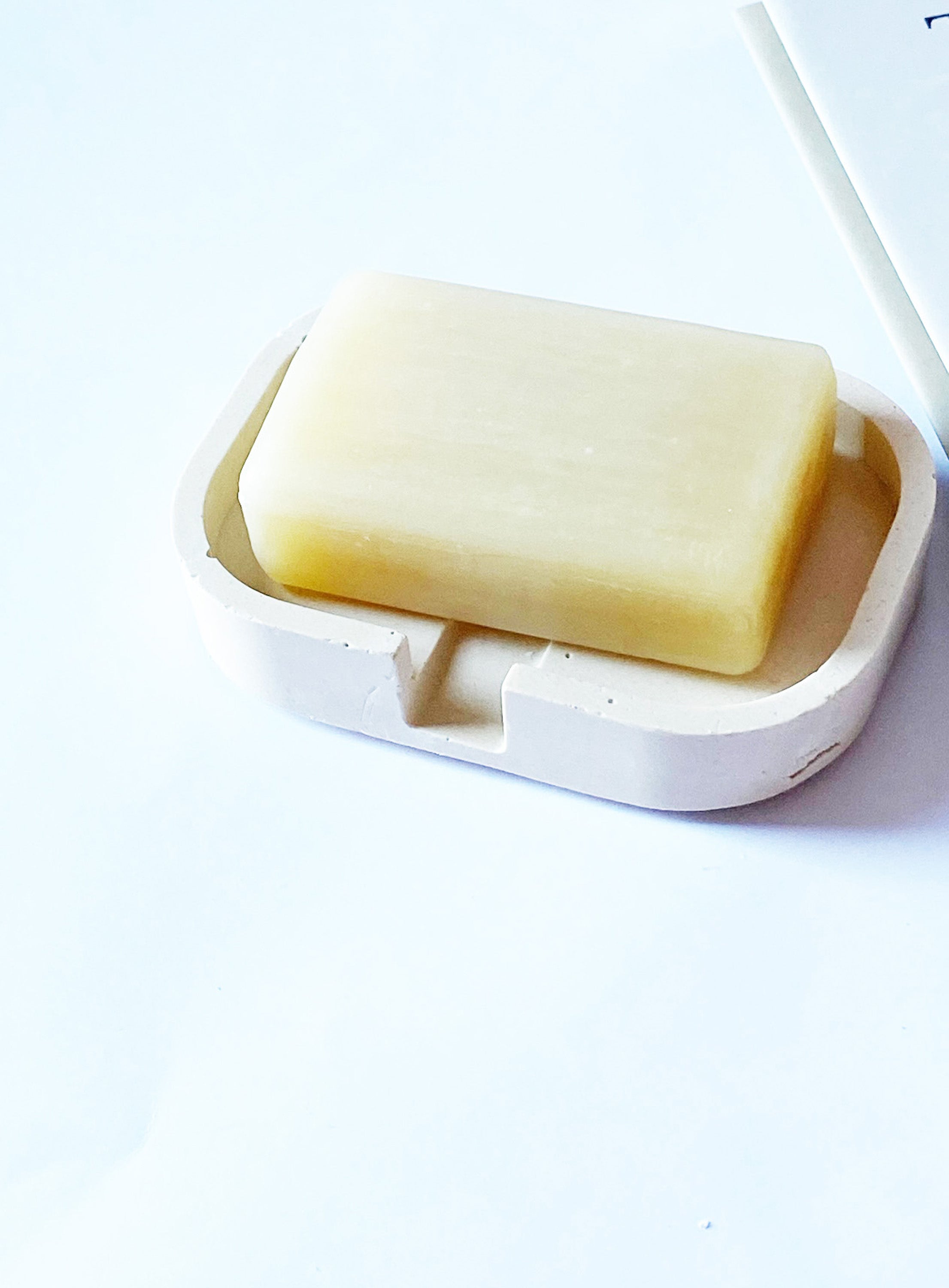 Minimalist  Soap Holder – White Cream Bathroom Decor