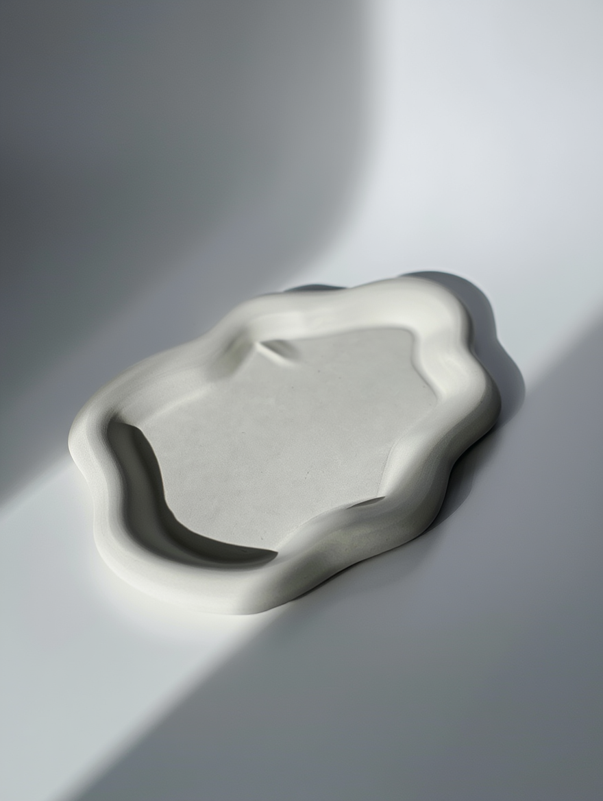 Minimalist Cloud Shaped Plaster Tray – White Cream  Home Decor